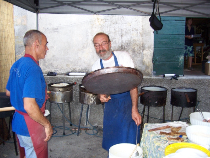  Image name: Estate037.jpg 
 width: 801 pixel 
 height: 602 pixel 
 Size: 381192 bytes 
 Click to enlarge 